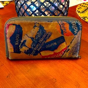 PATRICIA NASH LEATHER WALLET. SOFT LEATHER. Suede like fabric inside. No strap.